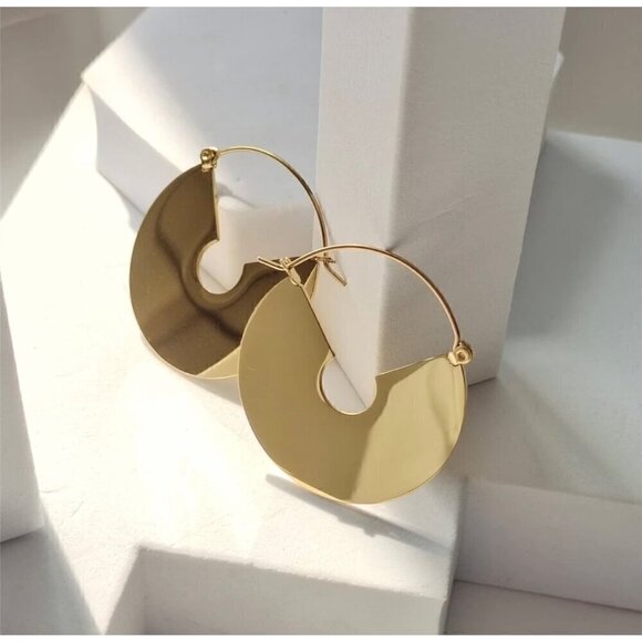 NWT Chunky 14K Gold Plated Circular Disc Hoop Earrings For Women - Picture 2 of 9